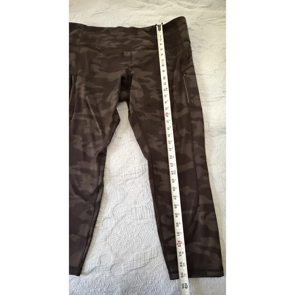 Athleta 3x Leggings Rainier Reflective Tight Camo Black Gray Cropped Pants
